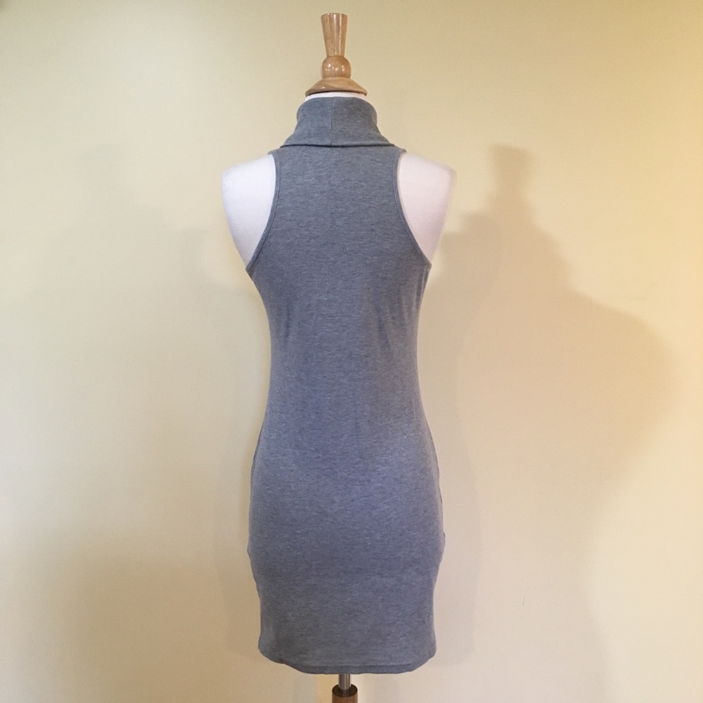Ribbed Knit Turtleneck Bodycon Sleeveless Dress - Picture 4 of 5